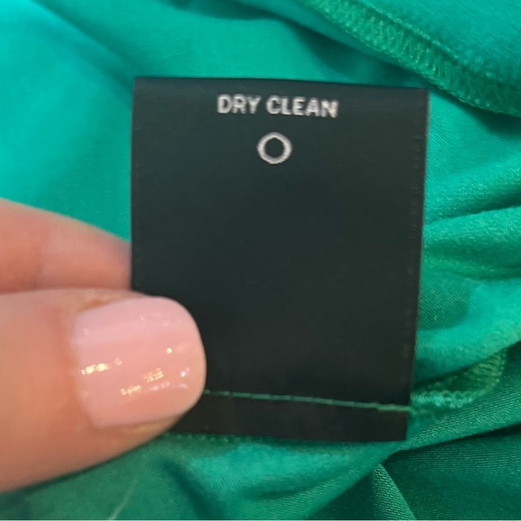 Designer Carlisle Collection Kelly Green Tank Top - Picture 4 of 5